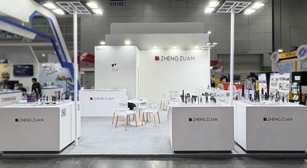 Hai tuyến sáng giáKhởi động sân khấu sôi động METALEX Thái Lan!